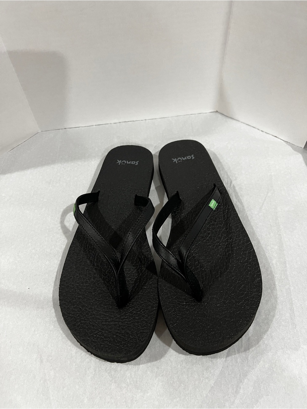 Sanuk Yoga Coral Flip Flop Size 9 Black Comfy - Picture 8 of 10